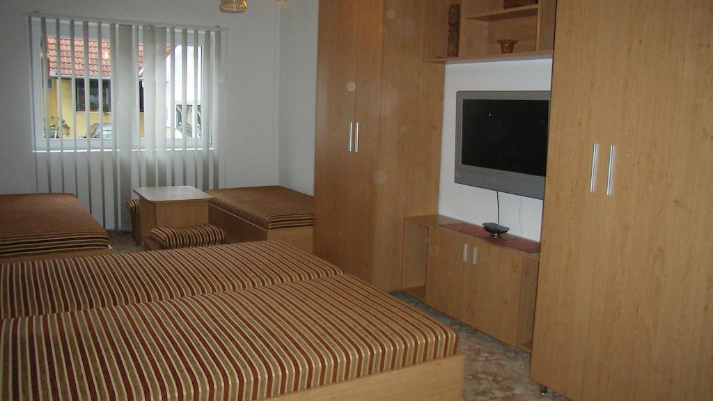 Pálma Apartmanház Harkány Exterior foto