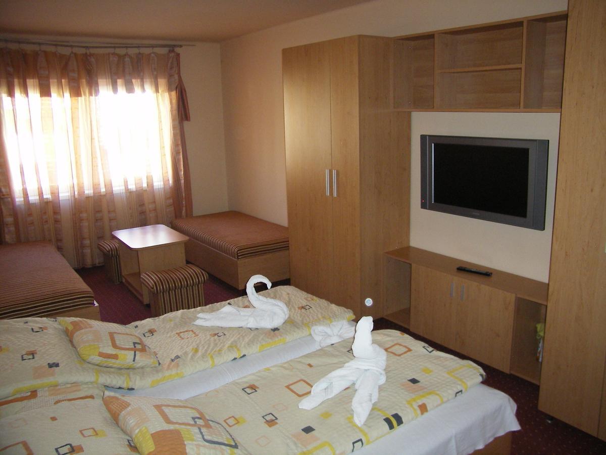 Pálma Apartmanház Harkány Exterior foto